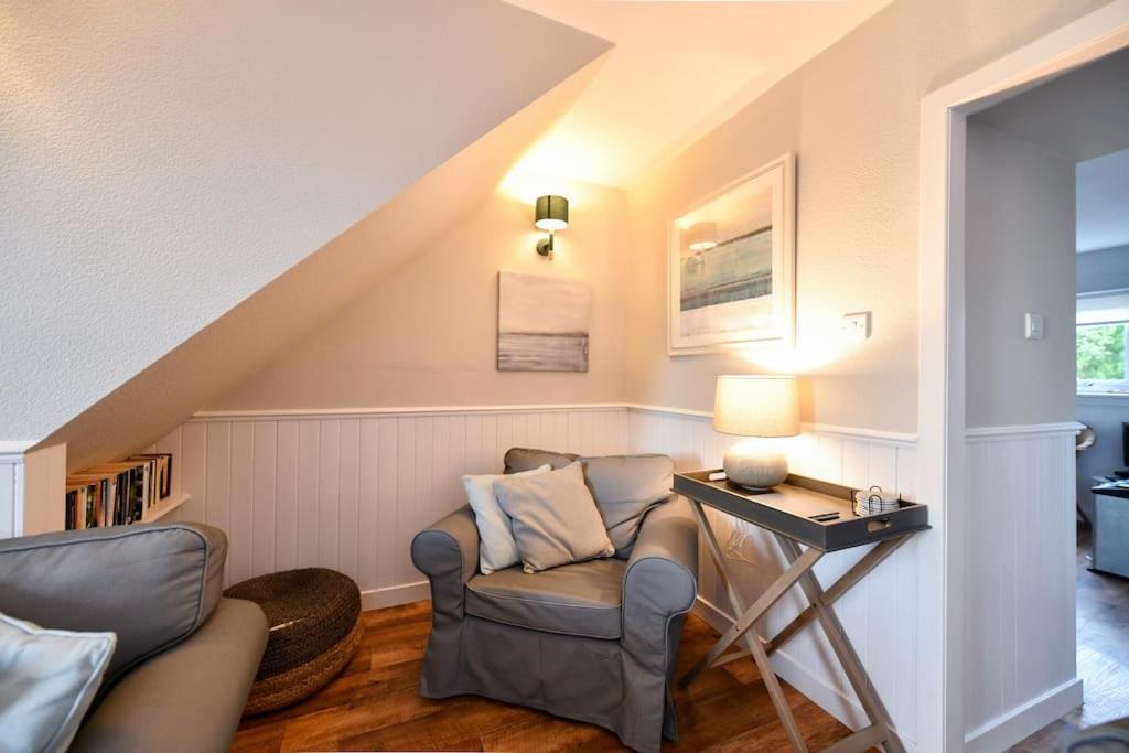 3 Bedroom Townhouse Right On The Harbour Isle of Whithorn Eksteriør bilde
